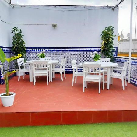 Residencia Viriato Ostello Siviglia Esterno foto