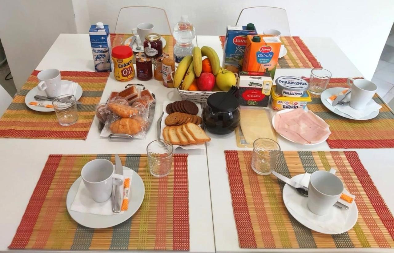 Residencia Viriato Ostello Siviglia Esterno foto